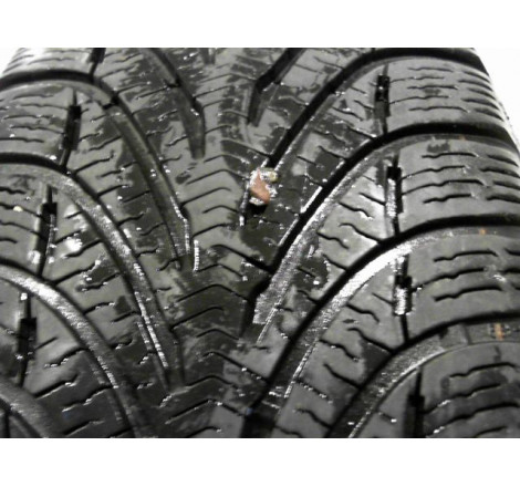 Pneu BFGOODRICH G-FORCE WINTER 215 55 16 97 H