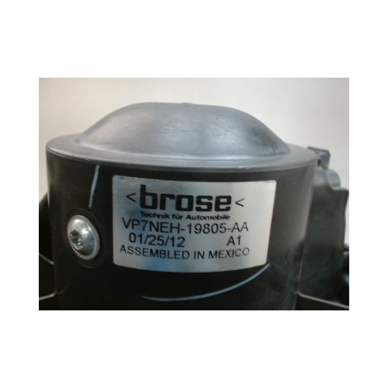 MOTEUR VENTILATEUR CHAUFFAGE NISSAN NAVARA