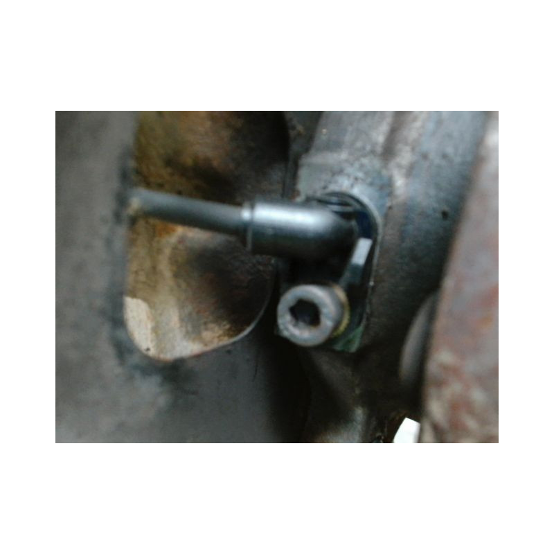 PIVOT AVANT GAUCHE NISSAN NAVARA