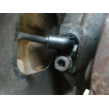 PIVOT AVANT GAUCHE NISSAN NAVARA
