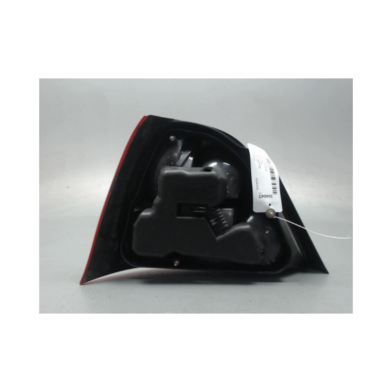 FEU ARRIERE DROIT ROVER 25 2004-