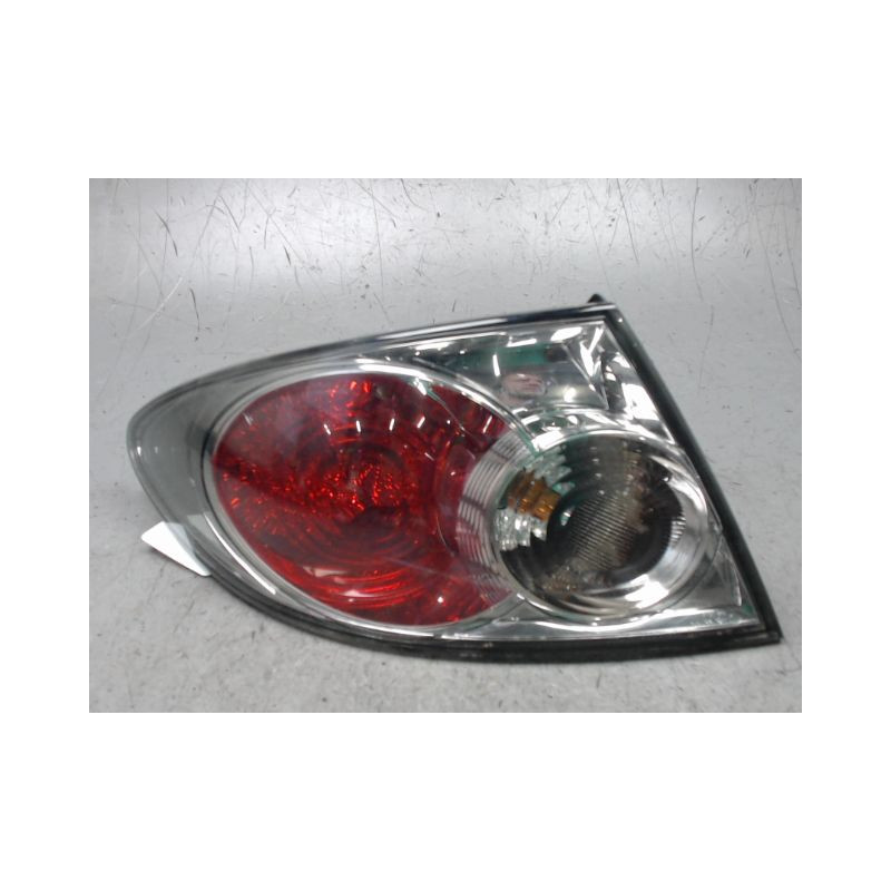 FEU ARRIERE GAUCHE  MAZDA MAZDA 6 2005-