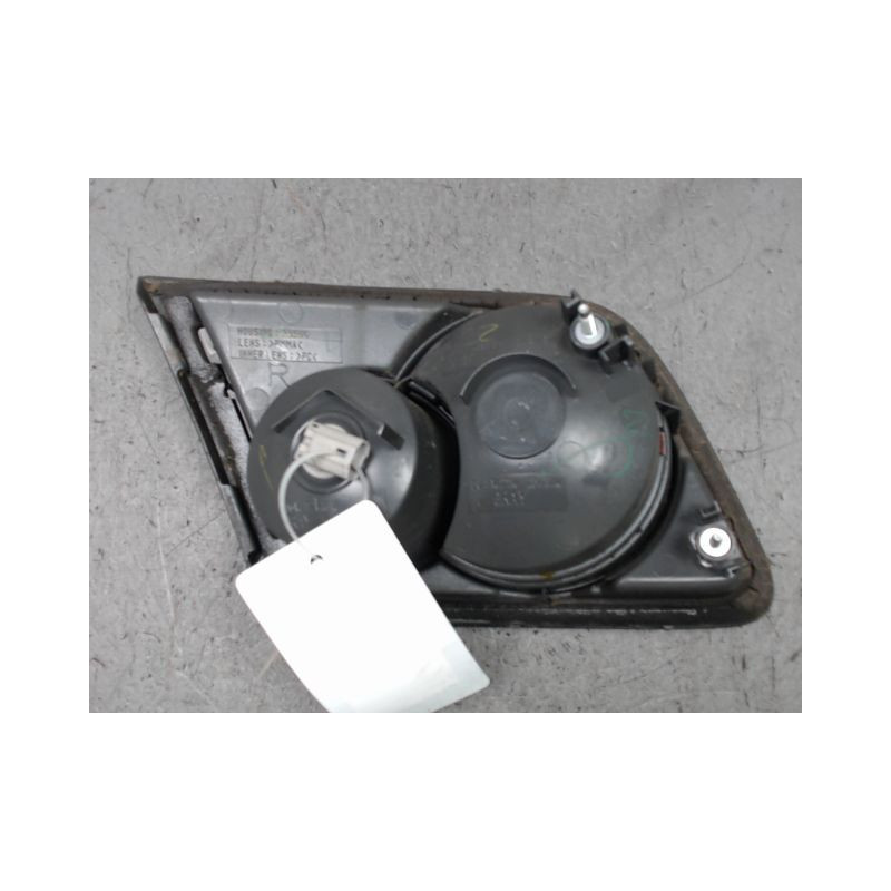 FEU ARRIERE INTERIEUR DROIT MAZDA MAZDA 6 2005-