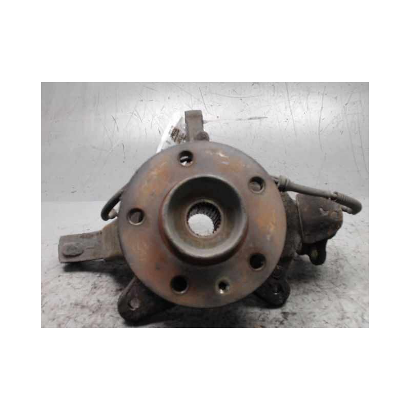 PIVOT AVANT GAUCHE OPEL VIVARO C1 F2700 4P