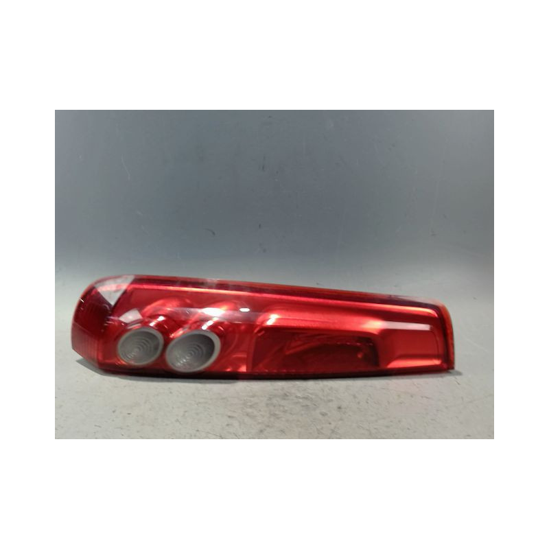 FEU ARRIERE GAUCHE  FORD FIESTA 2005-