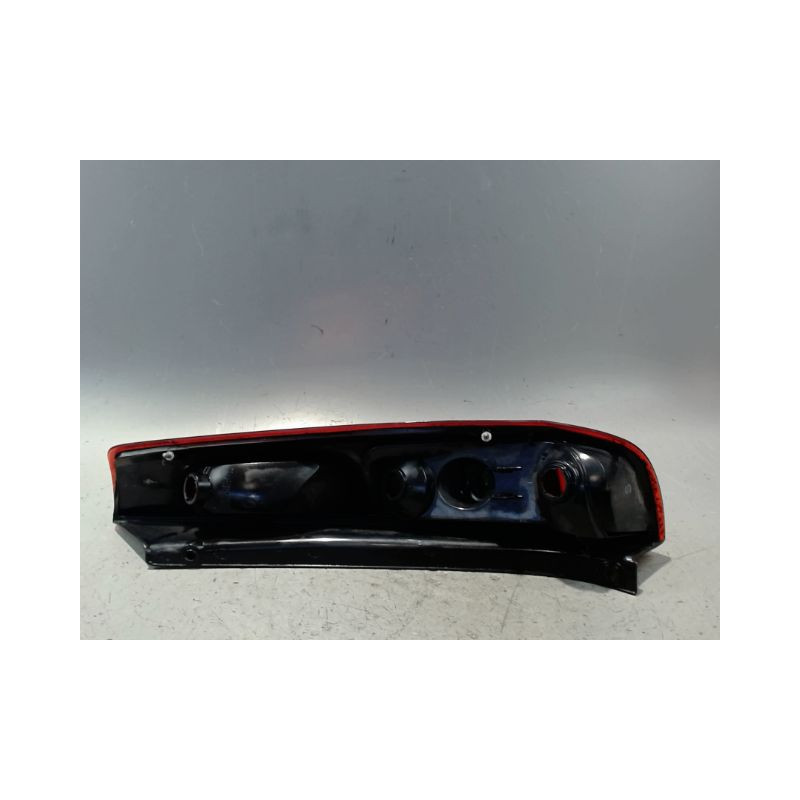 FEU ARRIERE GAUCHE  FORD FIESTA 2005-