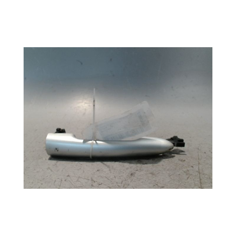 POIGNEE EXTERIEURE PORTE AVANT GAUCHE RENAULT SCENIC  II