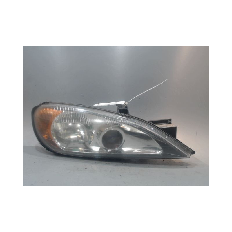 PHARE DROIT NISSAN PRIMERA