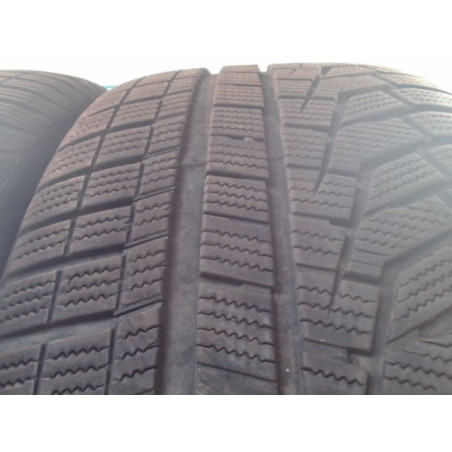 Paire de pneus HANKOOK WINTER ICEPT EVO 2 SUV 275 45 19 108 V