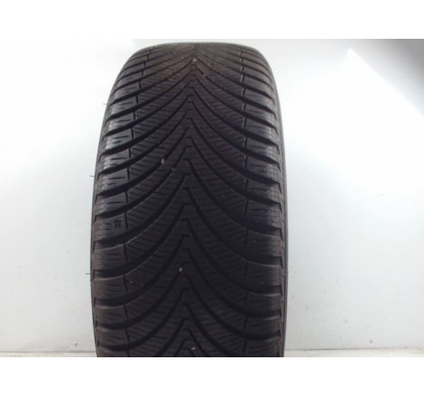 Pneu KUMHO SOLUS 4S HA32 215 55 16 97 V