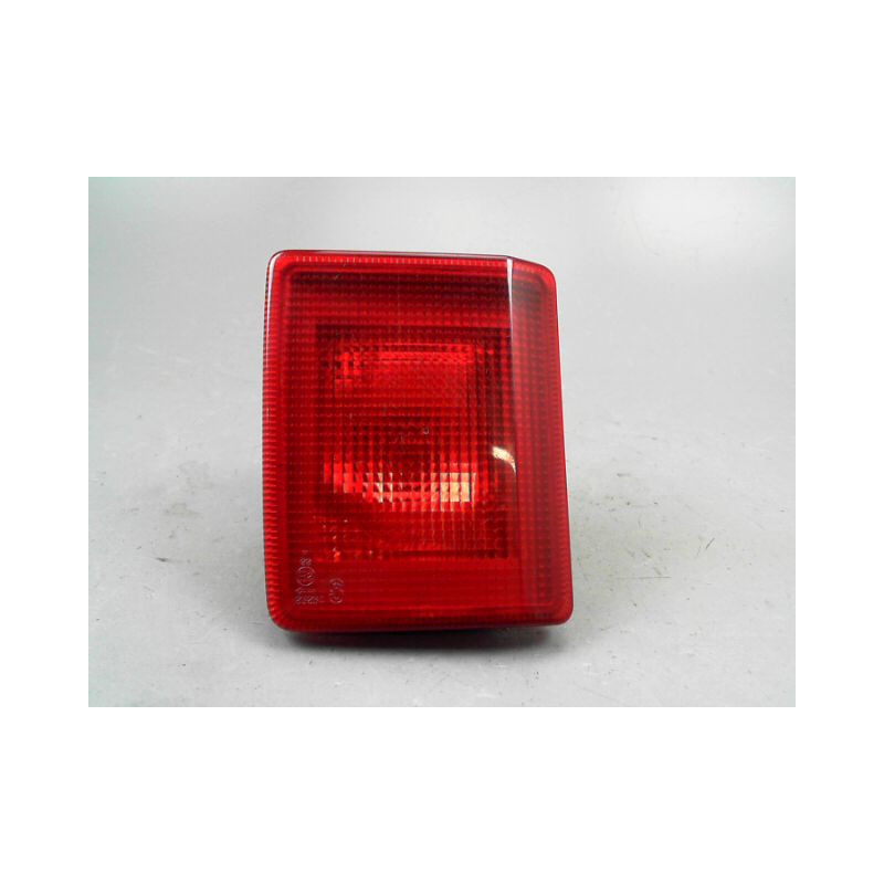 FEU BROUILLARD ARRIERE GAUCHE PEUGEOT 407 SW Phase 1 2004-2008