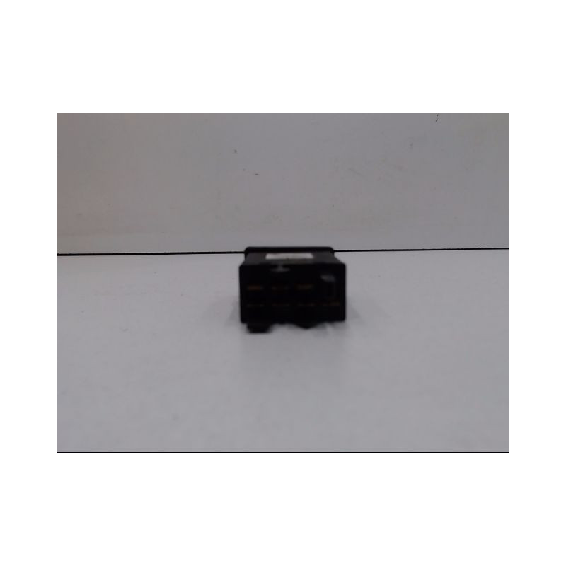 BOUTON DE WARNING SKODA OCTAVIA