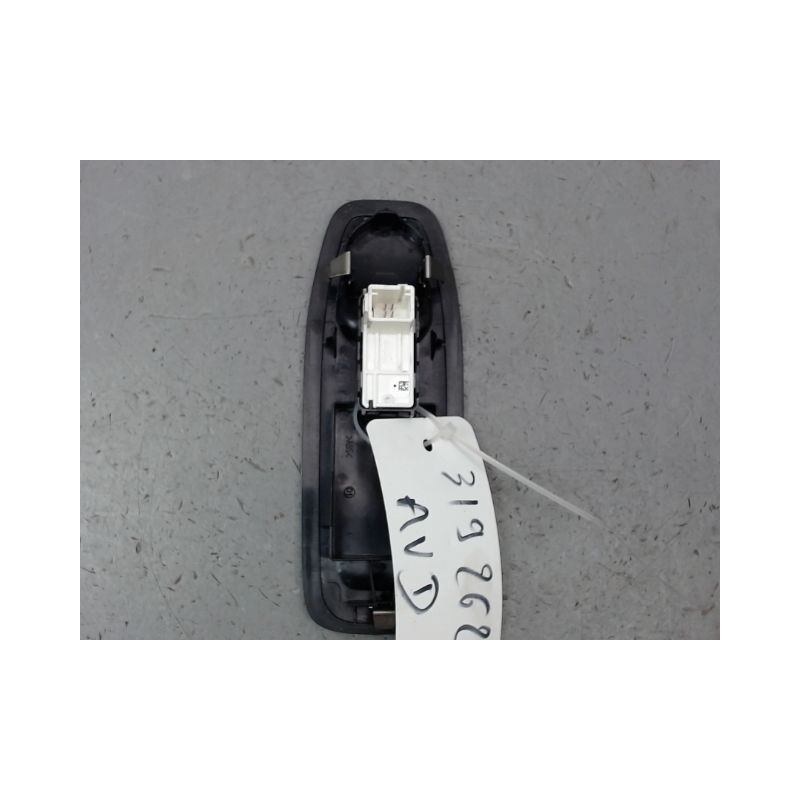 COMMANDE LEVE-GLACE PORTE AVD PEUGEOT 2008 Phase 1 2013-...