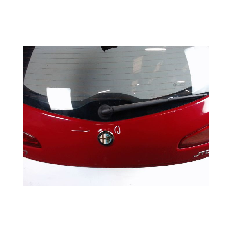HAYON ALFA ROMEO 147 2004-