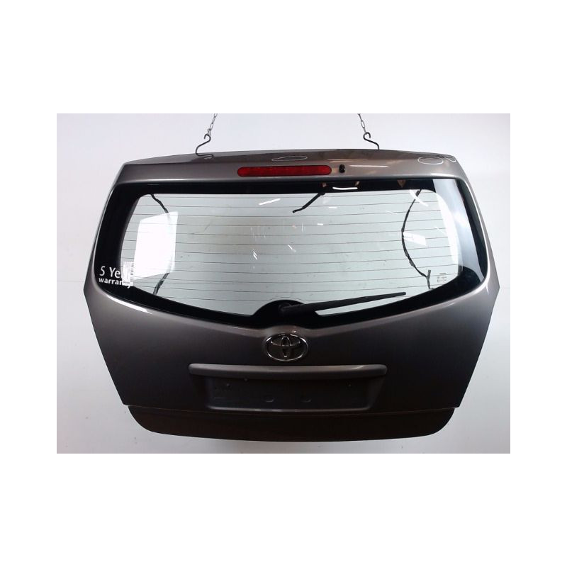 HAYON TOYOTA COROLLA VERSO 2004-2007