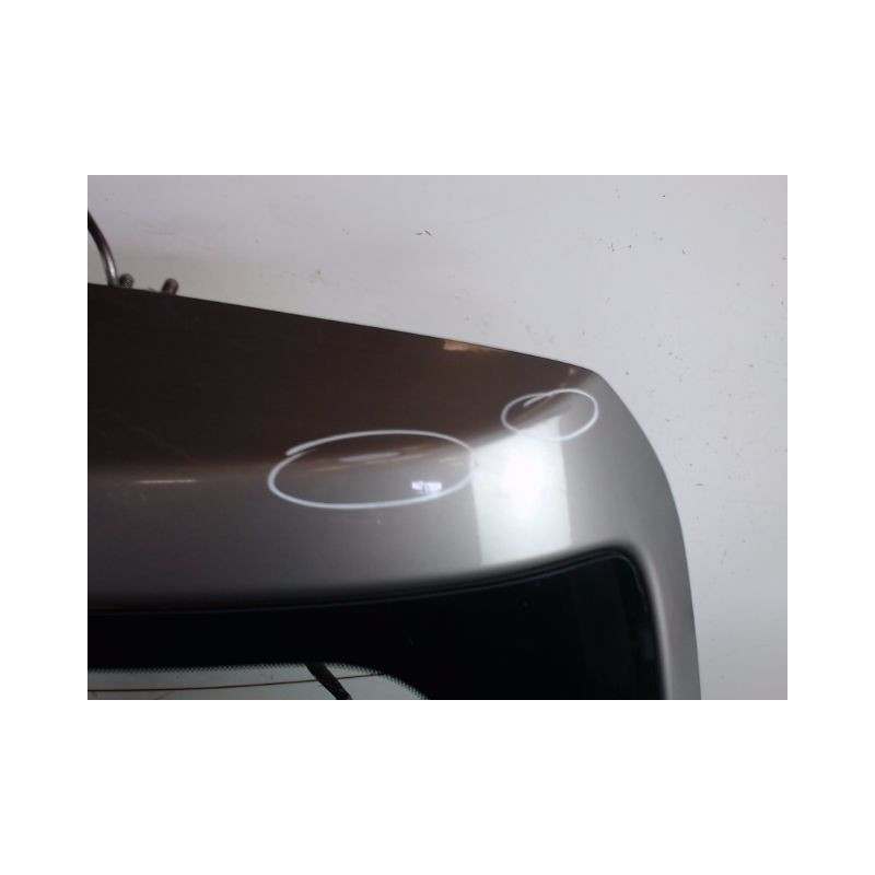 HAYON TOYOTA COROLLA VERSO 2004-2007