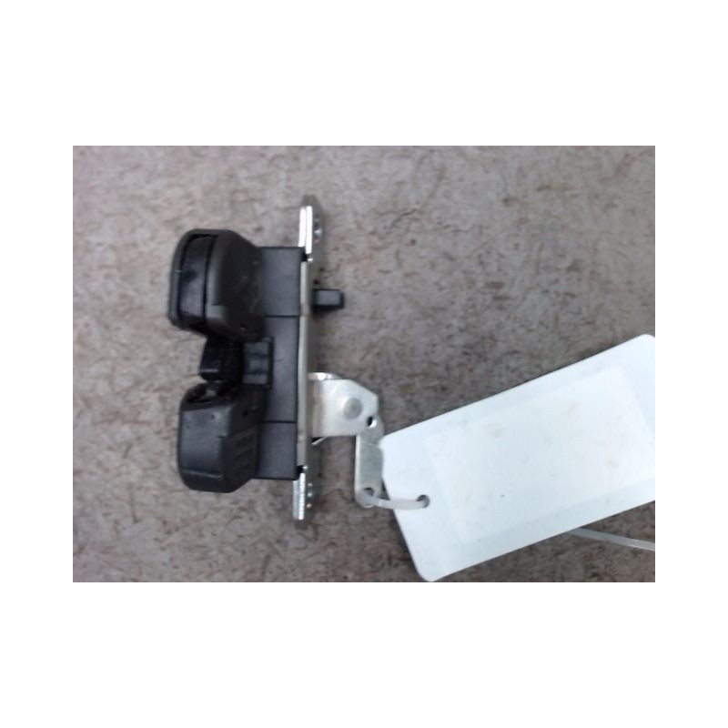 SERRURE HAYON  SEAT IBIZA 2006-
