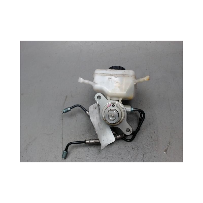 MAITRE CYLINDRE B.M.W. SERIE 4