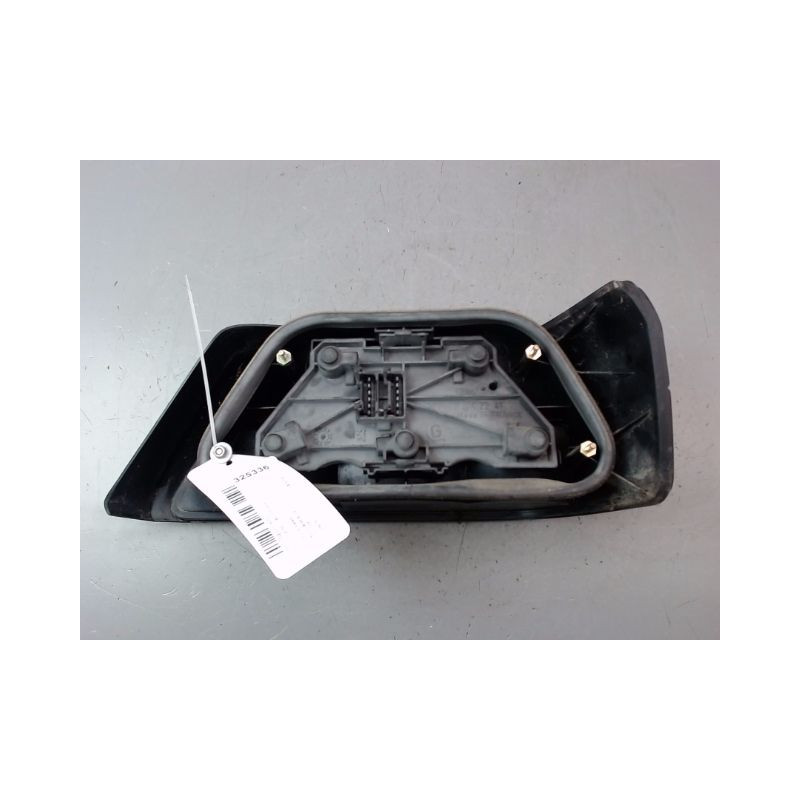 FEU ARRIERE GAUCHE  PEUGEOT 605 BERL. Phase 2 1994-1999