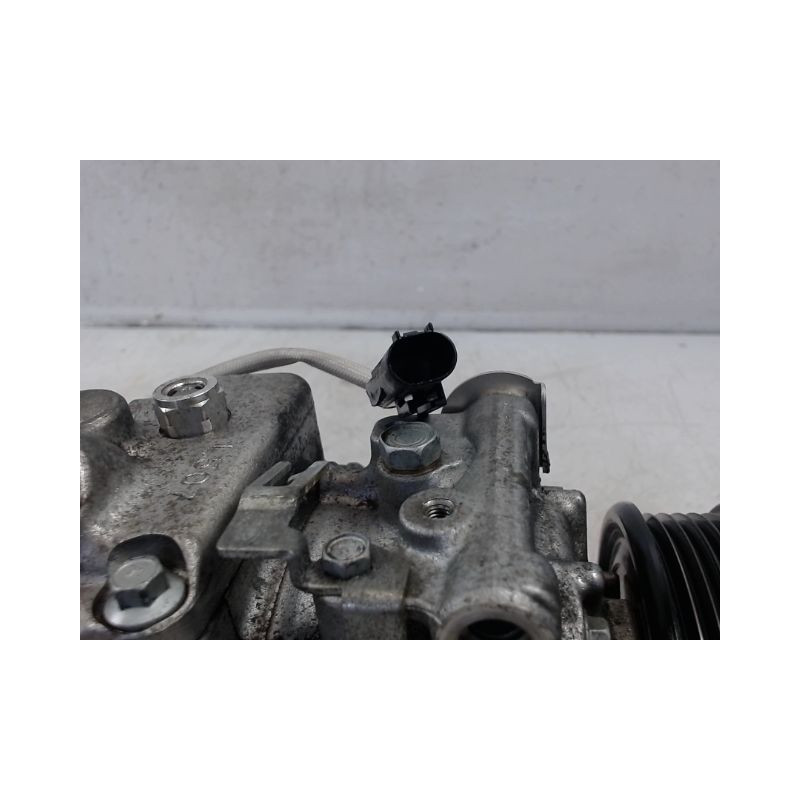 COMPRESSEUR AIR CONDITIONNE BMW SERIE 5 (E60) 2003-