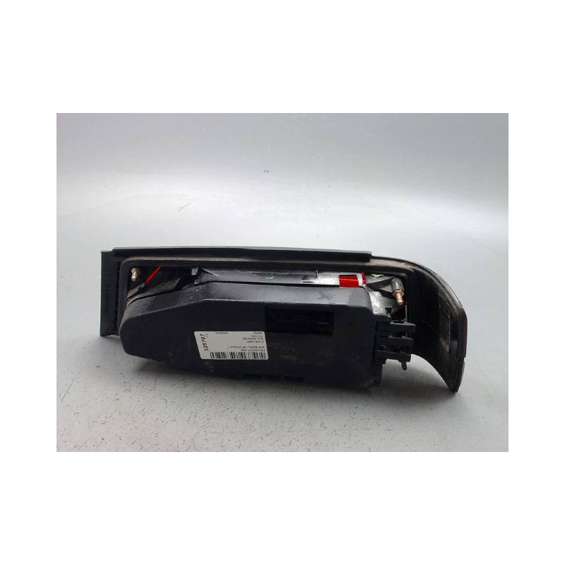 FEU ARRIERE GAUCHE  PEUGEOT 405 BERL. Phase 1 1987-1992