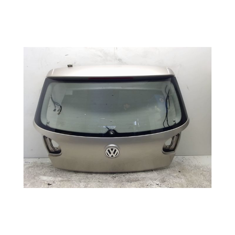 HAYON VOLKSWAGEN GOLF