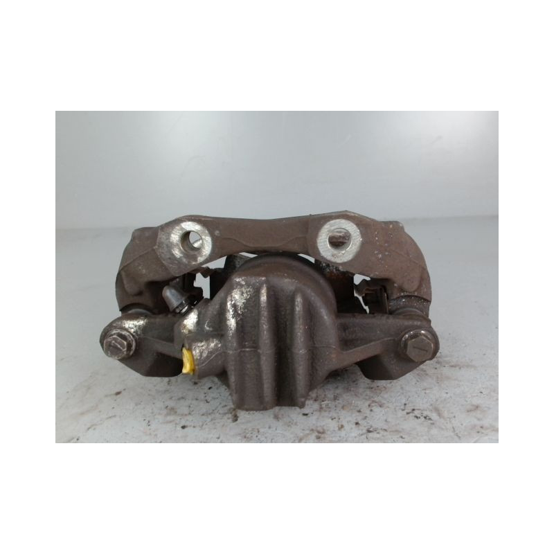 ETRIER DE FREIN AVANT DROIT CITROEN C4 1 PHASE 2 COUPE ESSENCE