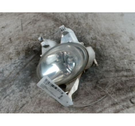 PHARE ANTIBROUILLARD AVG