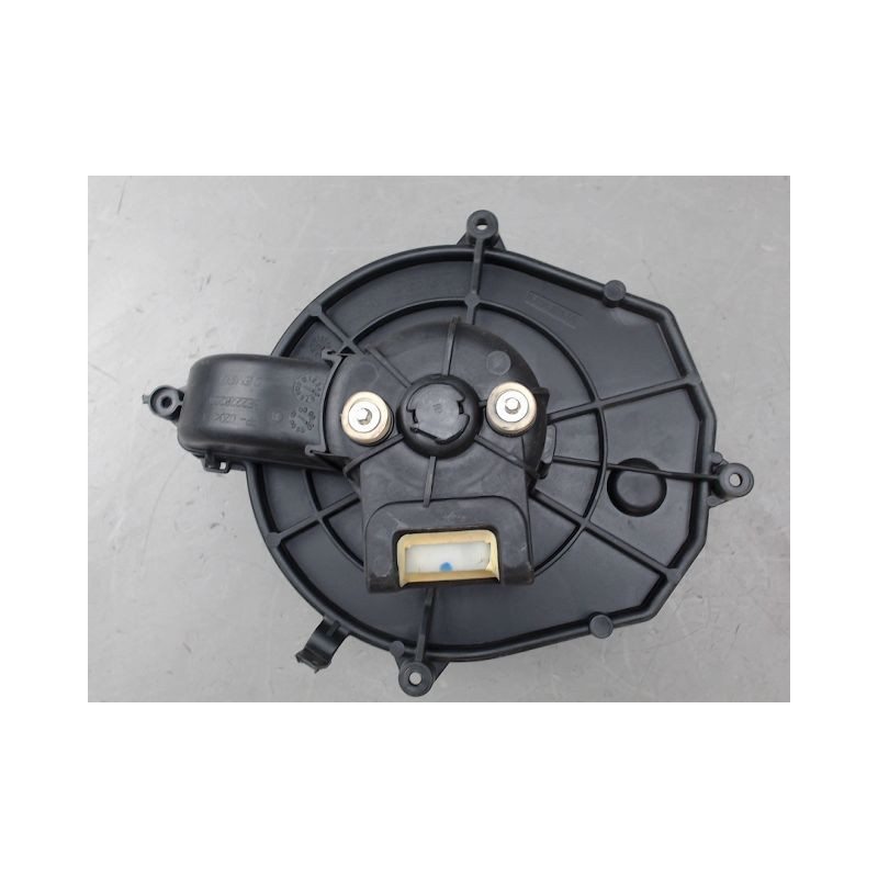 MOTEUR VENTILATEUR CHAUFFAGE PEUGEOT PARTNER