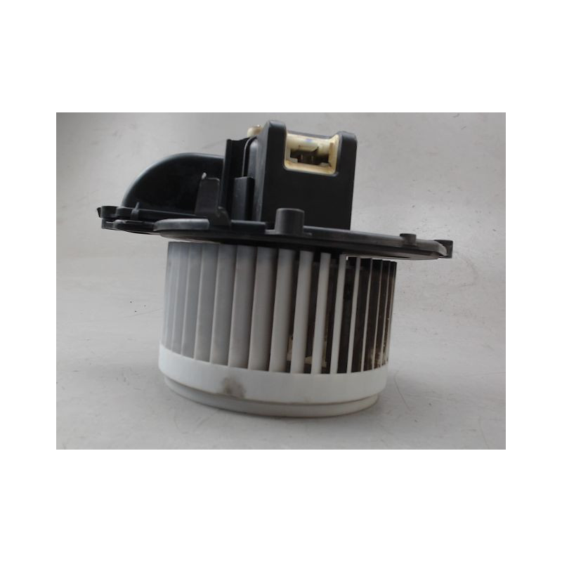 MOTEUR VENTILATEUR CHAUFFAGE PEUGEOT PARTNER