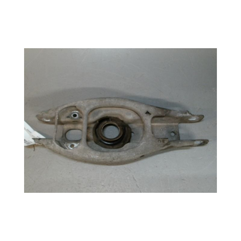 TRIANGLE INFERIEUR ARRIERE DROIT BMW 116