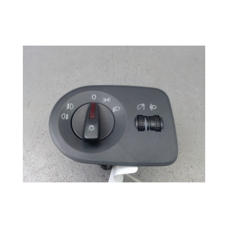 INTERIEUR COMMANDE PHARES SEAT IBIZA IV Phase 2 (6J) 2012-...