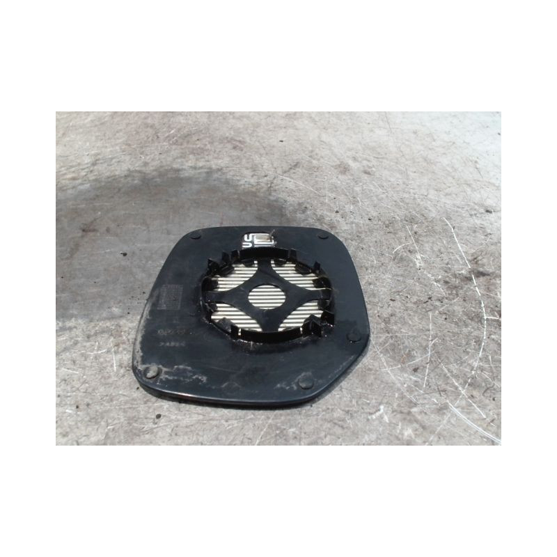 GLACE RETROVISEUR EXT D CITROEN BERLINGO FGT -2002