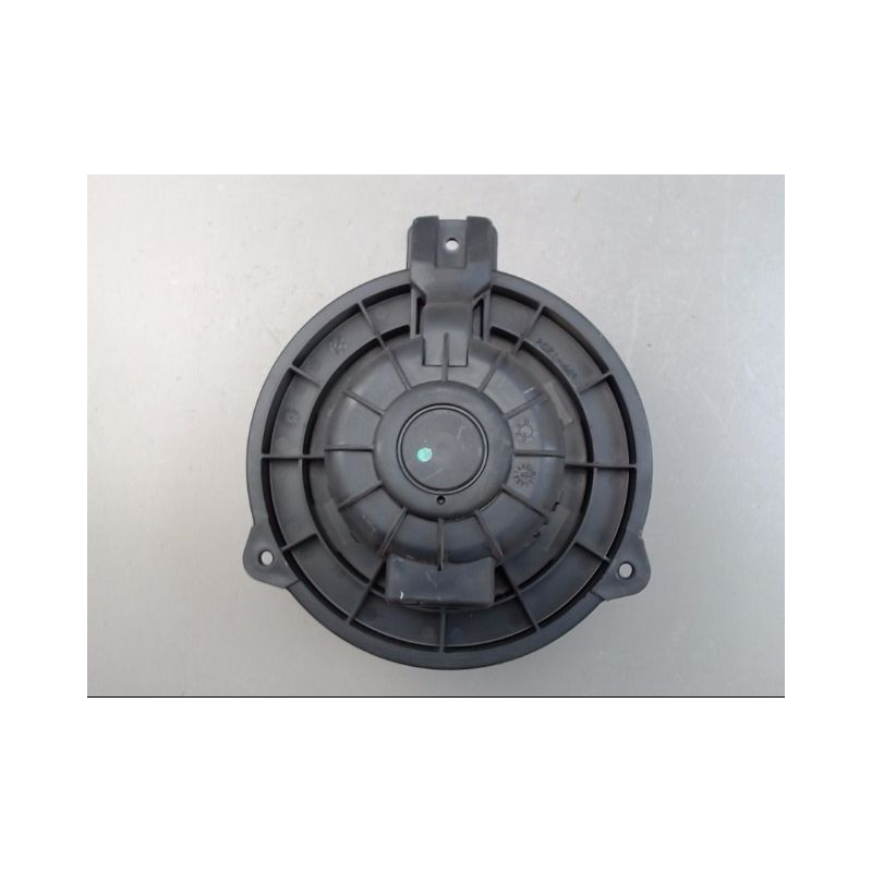 MOTEUR VENTILATEUR CHAUFFAGE KIA RIO III 2011-