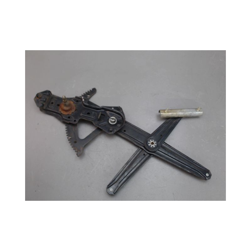 MECANISME LEVE-GLACE ARRIERE DROIT PEUGEOT 205