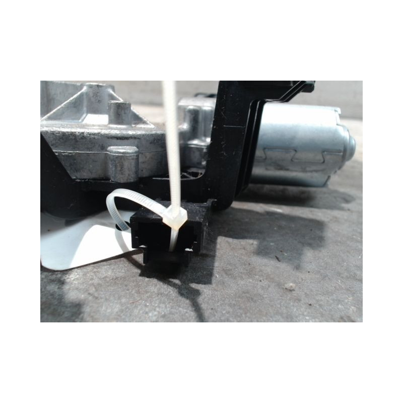 MOTEUR ESSUIE-GLACE ARRIERE PEUGEOT 207 2007-