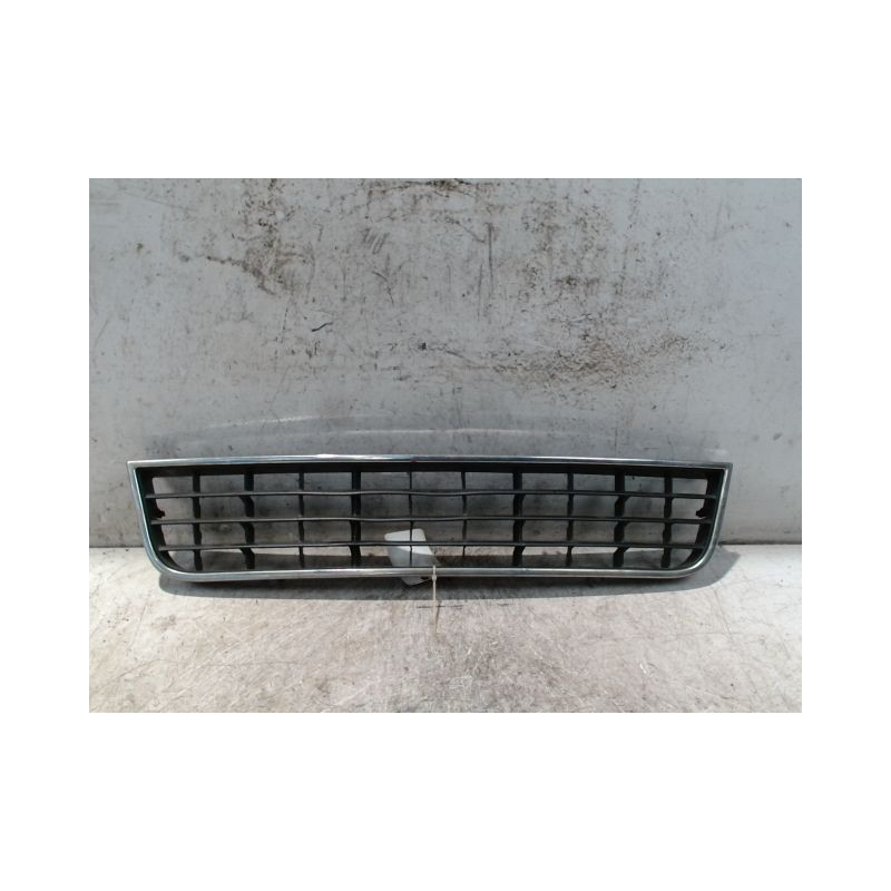 GRILLE PARE-CHOC AVANT AUDI A6 2004-