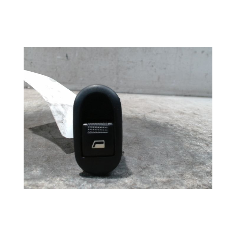 COMMANDE LEVE-GLACE PORTE AVD CITROEN C2 2008-
