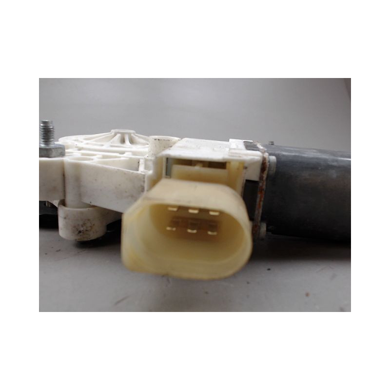 MECANISME LEVE-GLACE AVANT DROIT B.M.W. X1