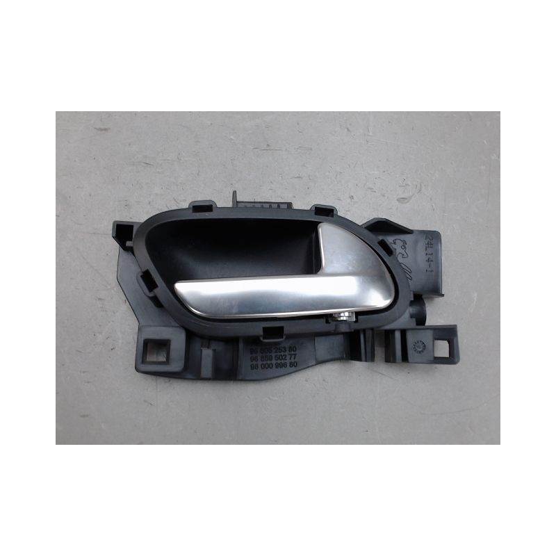 POIGNEE INTERIEURE PORTE AVANT DROIT CITROEN C4