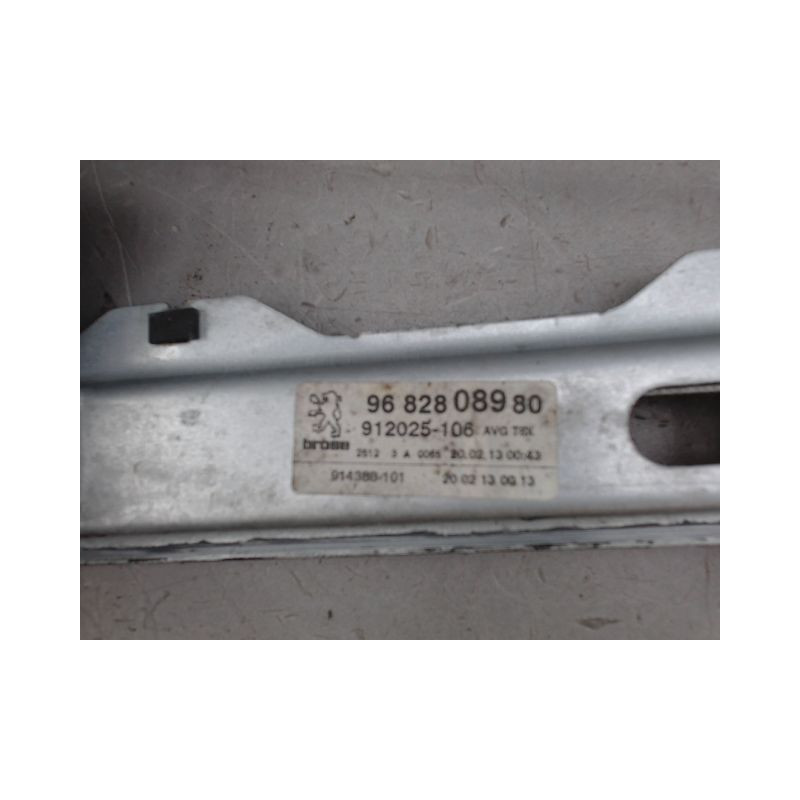 MECANISME LEVE-GLACE AVANT GAUCHE PEUGEOT 5008