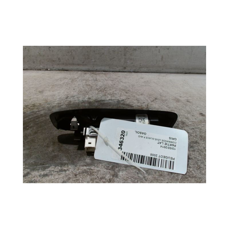 COMMANDE LEVE-GLACE PORTE AVD PEUGEOT 2008