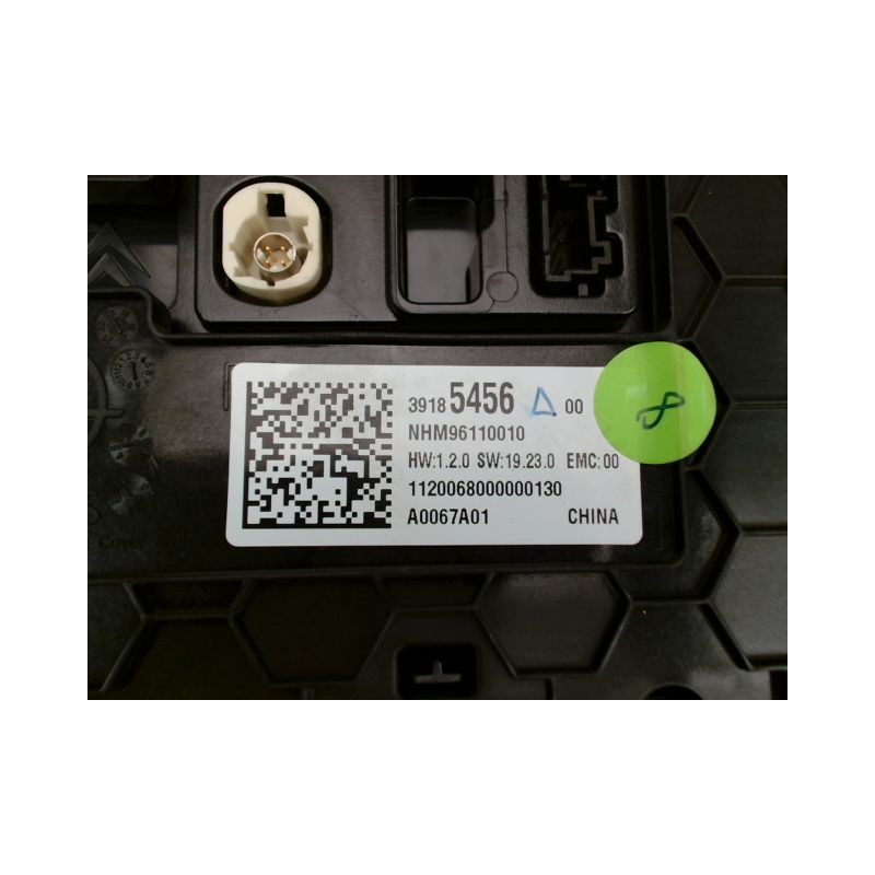 ECRAN GPS OPEL CORSA 2010-