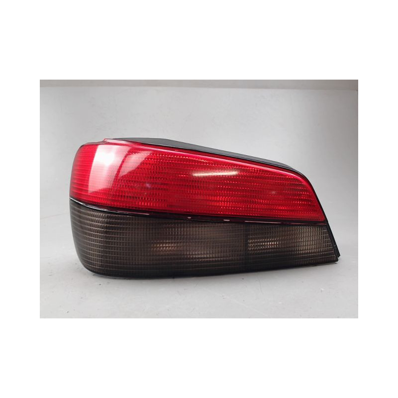 FEU ARRIERE GAUCHE  PEUGEOT 306