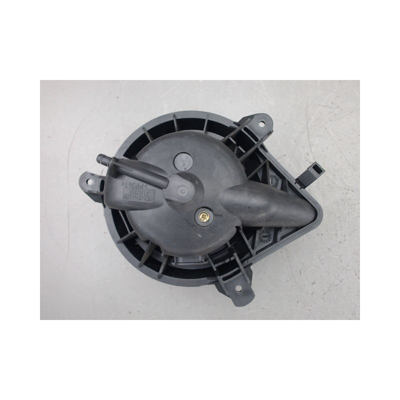 MOTEUR VENTILATEUR CHAUFFAGE PEUGEOT PARTNER