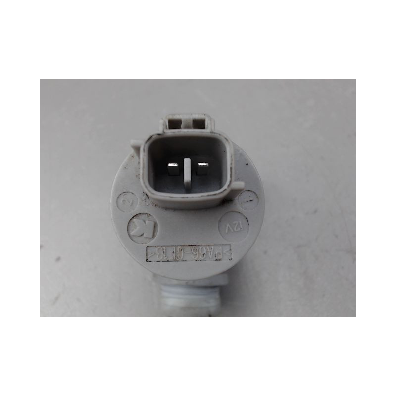POMPE LAVE-GLACE AVANT PEUGEOT 108