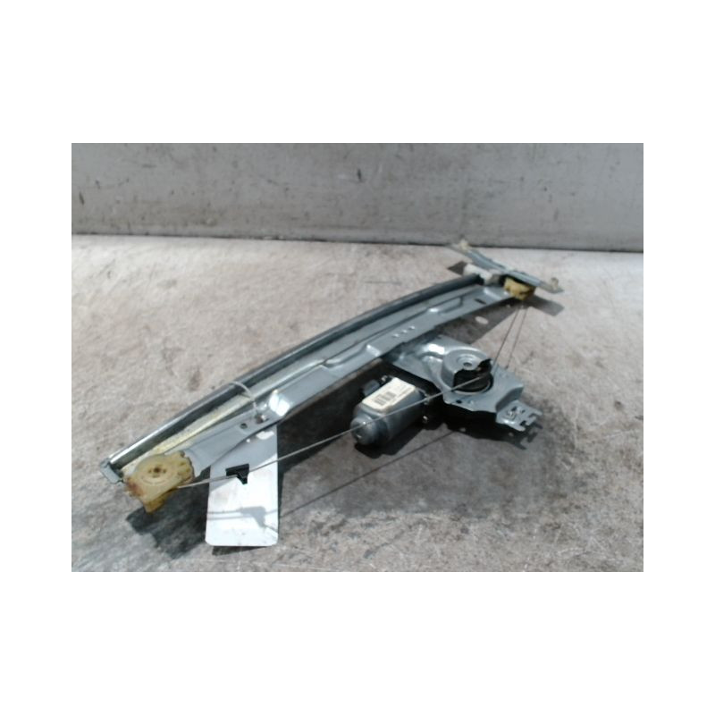 MECANISME+MOTEUR LEVE-GLACE AVANT DROIT PEUGEOT 207 3P