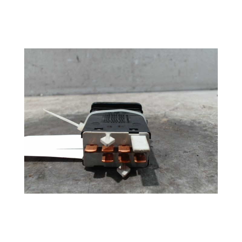 BOUTON DE WARNING VOLKSWAGEN GOLF IV 98-2004
