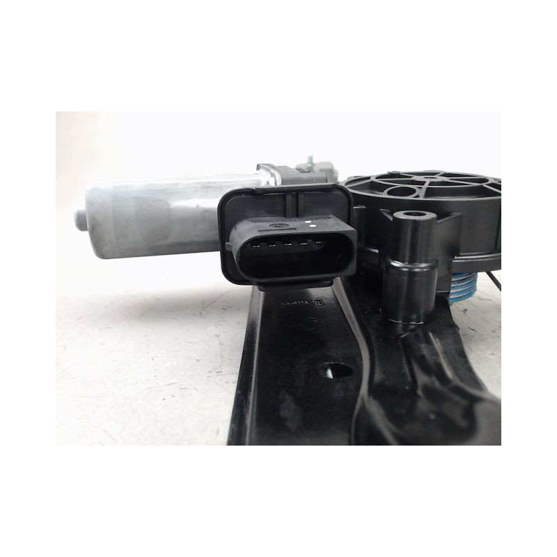 MECANISME LEVE-GLACE ARRIERE GAUCHE B.M.W. SERIE 2