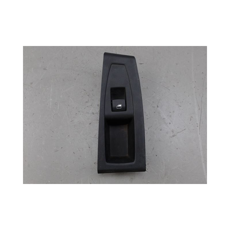 COMMANDE LEVE-GLACE PORTE ARG B.M.W. SERIE 2
